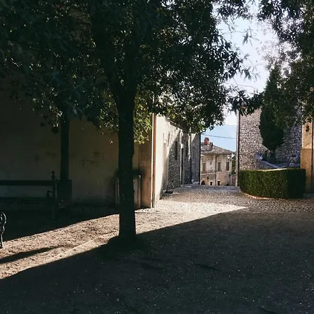 Diffuso Crispolti Hotel