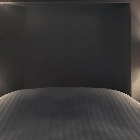 Diffuso Crispolti Hotel *