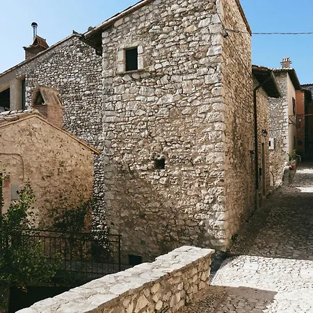 Diffuso Crispolti Hotel *